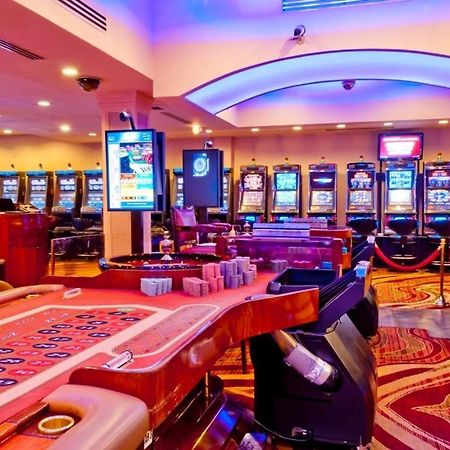Savannah Hotel & Casino Παραμαρίμπο Εξωτερικό φωτογραφία