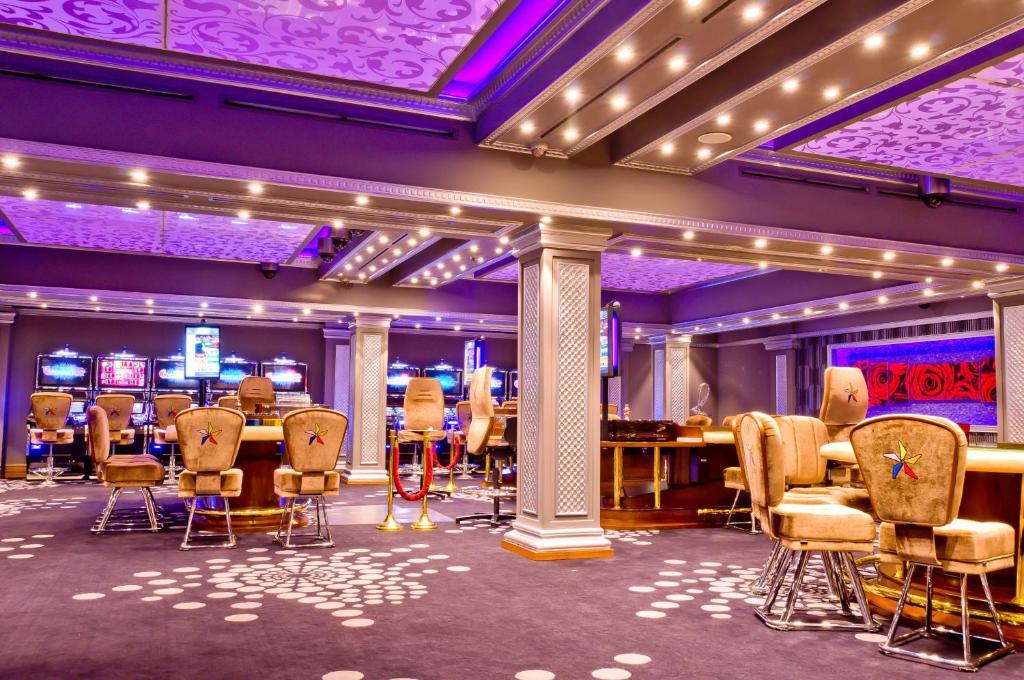 Savannah Hotel & Casino Παραμαρίμπο Εξωτερικό φωτογραφία