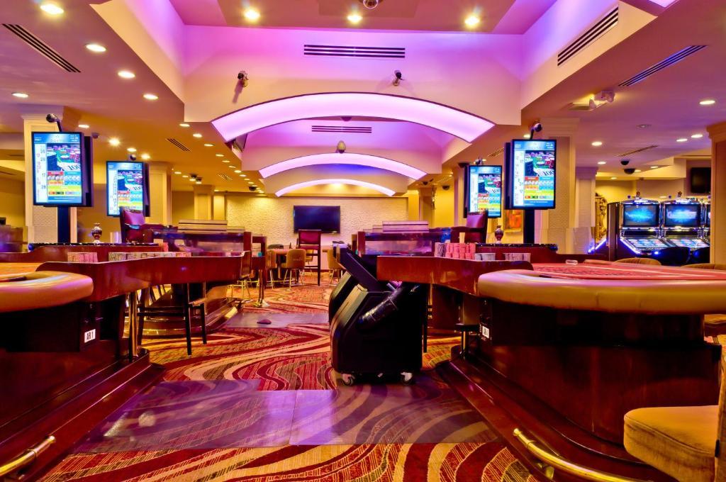 Savannah Hotel & Casino Παραμαρίμπο Εξωτερικό φωτογραφία